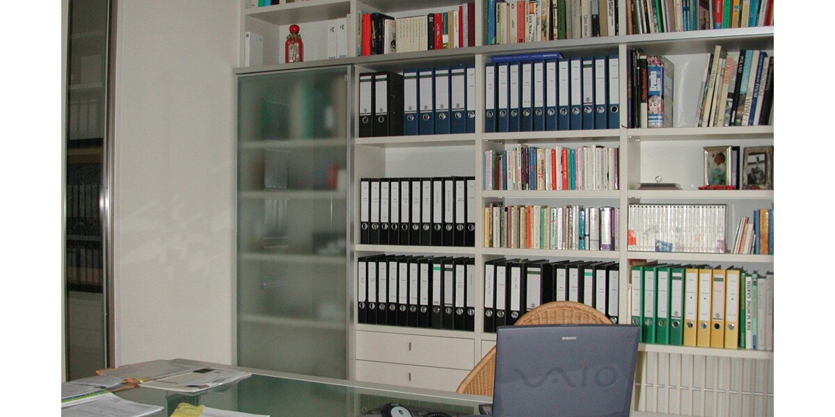 Zimmer mit Einbauschrank