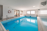 LUXURIÖSES HAUS IN HAUS ANWESEN MIT INDOOR-POOL IN TOPLAGE VOM KÖNIGSTEINER JOHANNISWALD - Anwesen Königstein | Angebot:26441626