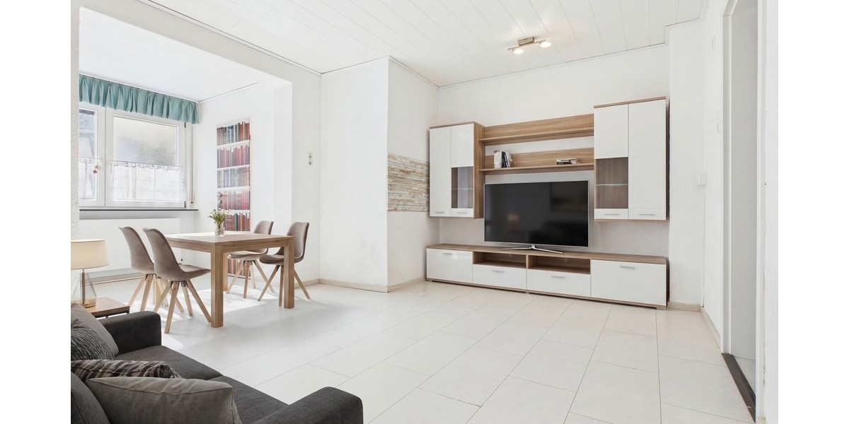 Rodgau DHH - EG Wohnzimmer virtuell eingerichtet