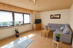 *1–2-Familienhaus in Hainburg - gr. Garten - familienfreundliche Lage* - Zweifamilienhaus Hainburg | Angebot:27306027