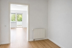 Maintal-Bischofsheim: Renovierte 2-Zimmer Wohnung mit großem Balkon und Garage - Etagenwohnung Maintal | Angebot:27053489