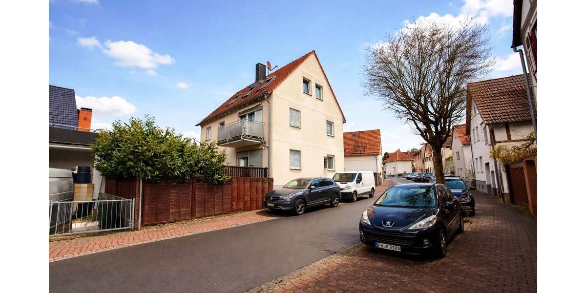 Straßenansicht