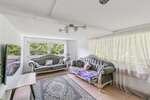 Vielseitiges Zweifamilienhaus mit Ausblick und Garten - Mehrfamilienhaus, Wohnhaus Weilrod | Angebot:21142457