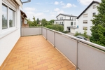 Maintal-Bischofsheim: Renovierte 2-Zimmer Wohnung mit großem Balkon und Garage - Etagenwohnung Maintal | Angebot:27053489