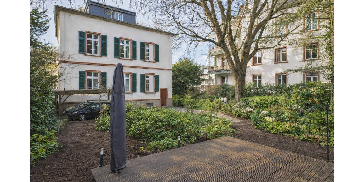 Außenansicht Terrasse - Villa in Wiesbaden
