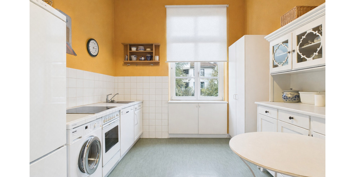 Obergeschoss Küche - Villa in Wiesbaden