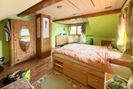 Flörsheim: Sie suchen das besondere Wohnflair? Ein toller Familienwohnsitz mit Aufzug - Doppelhaushälfte Flörsheim | Angebot:25568492